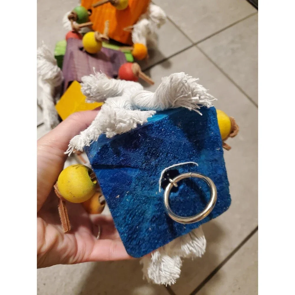 Caitec Featherland Large Bird Parrot Chewing Toy Wooden Block Loaded Dice XL